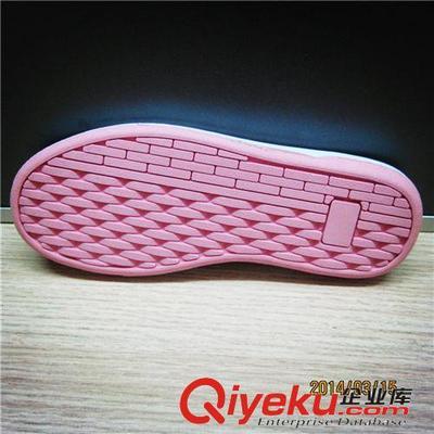 專業(yè)批發(fā)直銷 黑色皮鞋橡膠鞋底6674，品質(zhì)制造源于中山永盛